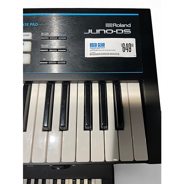 Used Roland JUNO DS61 Keyboard Workstation