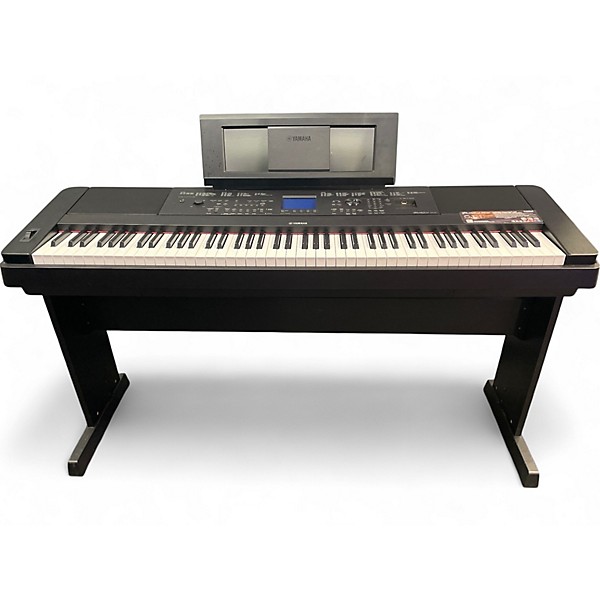 Used Yamaha DGX660B Portable Keyboard