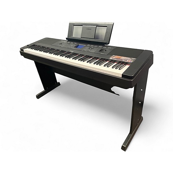 Used Yamaha DGX660B Portable Keyboard