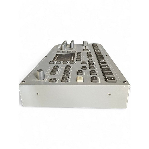 Used Elektron dynamic 8 - track Production Controller