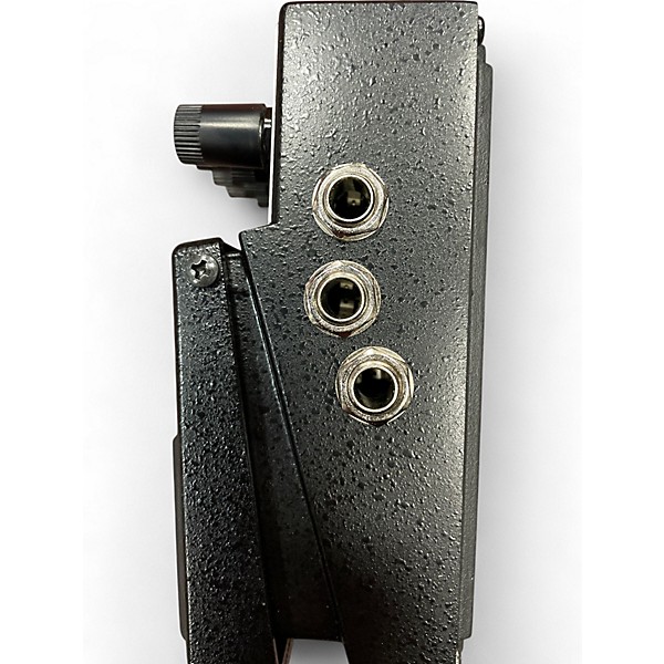 Used BOSS RE2 Effect Pedal