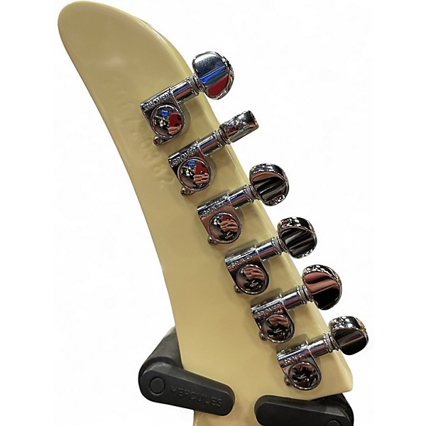 Used Gibson Explorer Alpine White Solid Body Electric Guitar