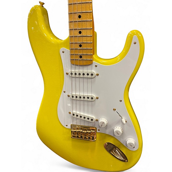 Used Fender Limited Edition 1954 Hardtail Stratocaster DLX CANARY YELLOW Solid Body Electric Guitar
