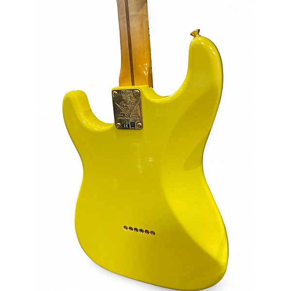 Used Fender Limited Edition 1954 Hardtail Stratocaster DLX CANARY YELLOW Solid Body Electric Guitar