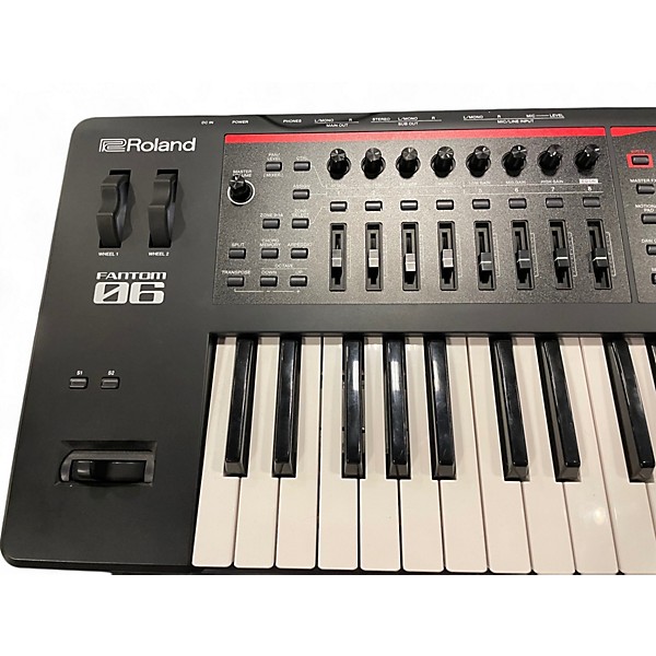 Used Roland Fantom 06 Keyboard Workstation