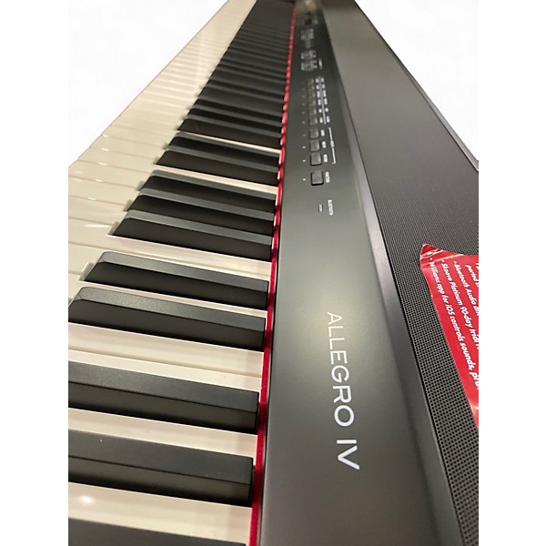 Used Williams Allegro IV 88 Key Portable Keyboard