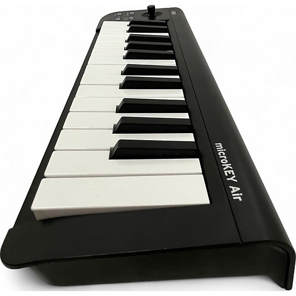 Used KORG MicroKey 25 USB MIDI Controller