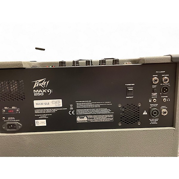 Used Peavey max 250 Bass Combo Amp