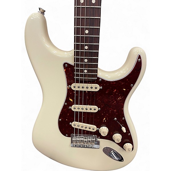 Used 2021 Fender American Professional II Stratocaster Olympic White Solid Body Electric Guitar