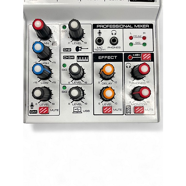 Used Audio2000's AMX7304 Unpowered Mixer