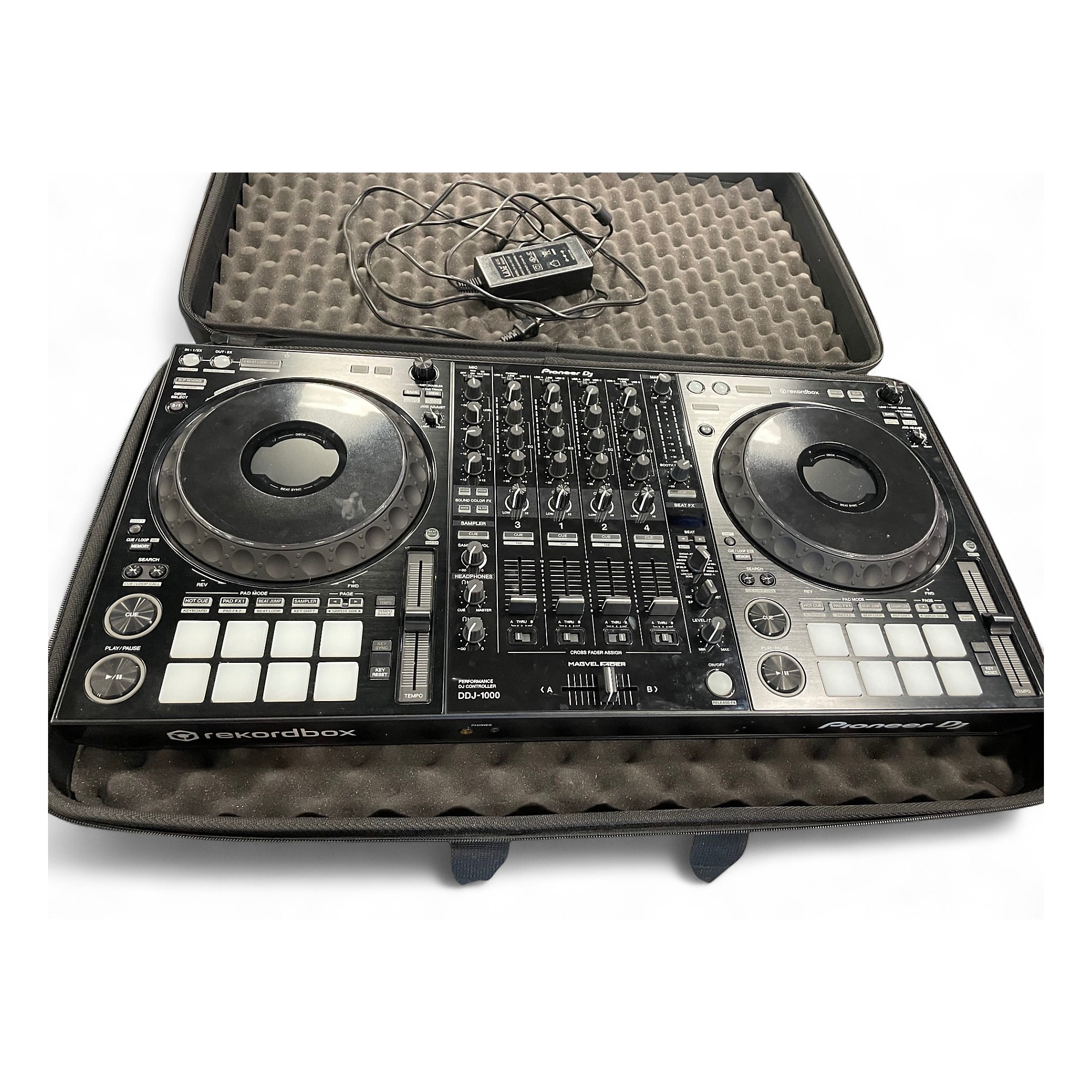 特別セール品】 ALL WE NEED IS LOVE様専用】DDJ-1000 2019年製