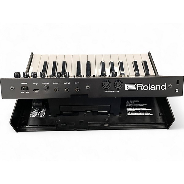 Used Roland JP-08 Synthesizer