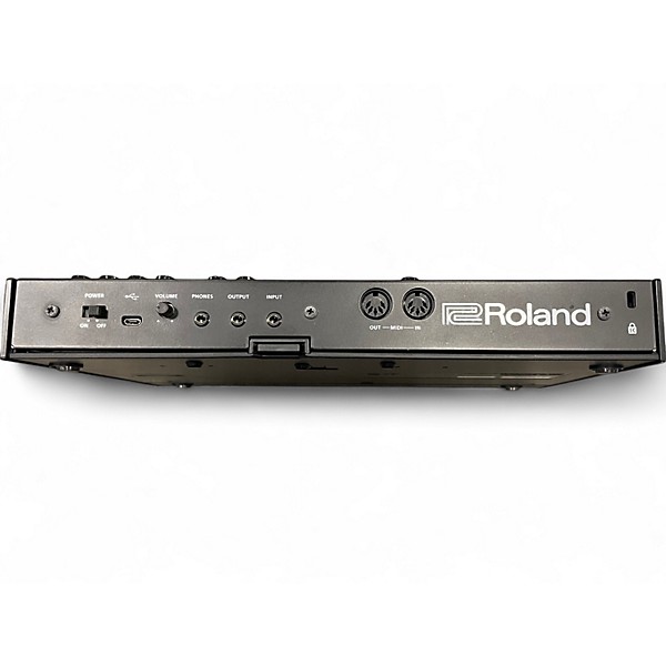Used Roland JP-08 Synthesizer