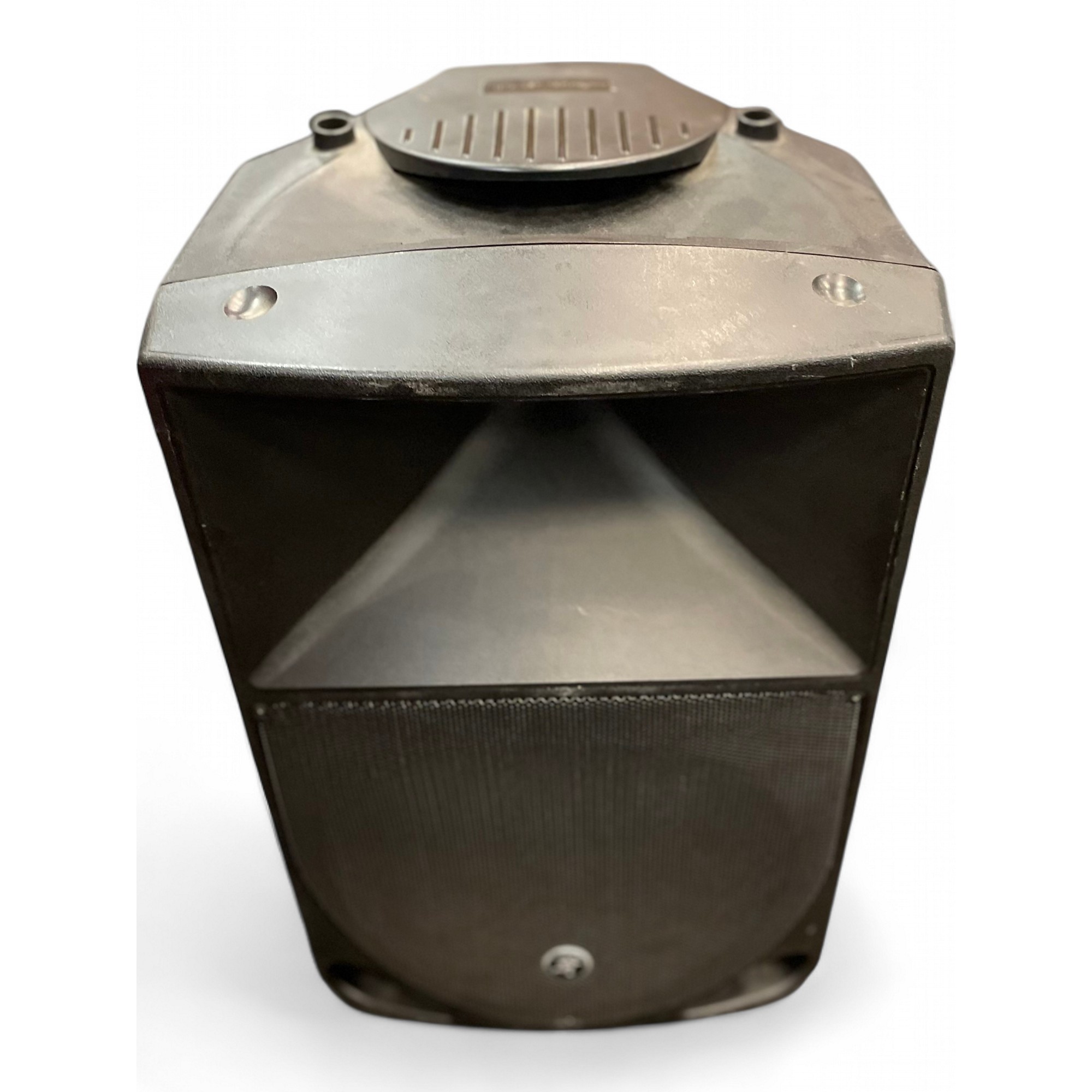 Used Mackie thump 15 Powered Speaker | Guitar Center