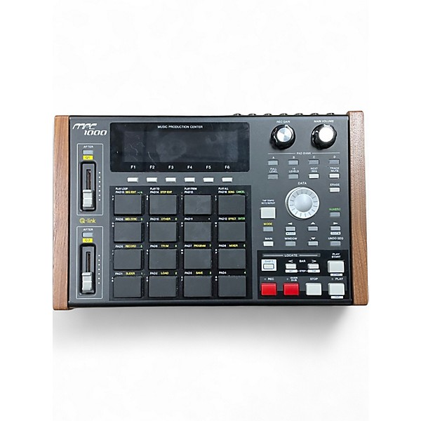 驚きの安さ Used Akai Professional MPC1000 Production Controller DJ機材