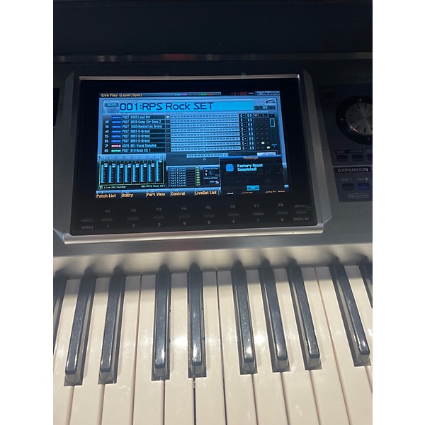 Used Roland Fantom G7 76 Key Keyboard Workstation