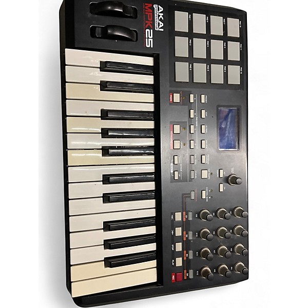 Used Akai Professional MPK25 25 Key MIDI Controller | Guitar