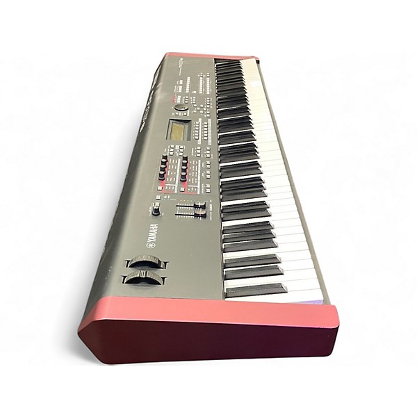 Used Yamaha MOXF8 88 Key Keyboard Workstation | Guitar Center