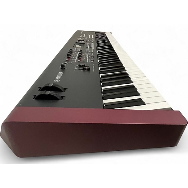 Used Yamaha MOXF8 88 Key Keyboard Workstation | Guitar Center