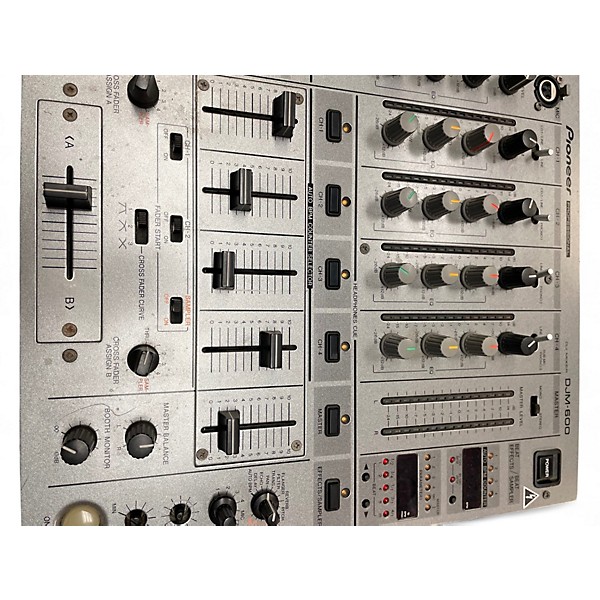 Used Pioneer DJ DJM-600 DJ Mixer