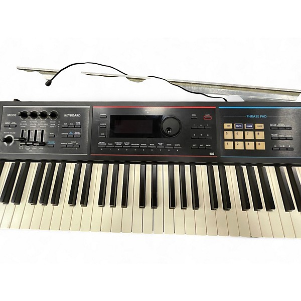 Used Roland juno DS 88 Synthesizer