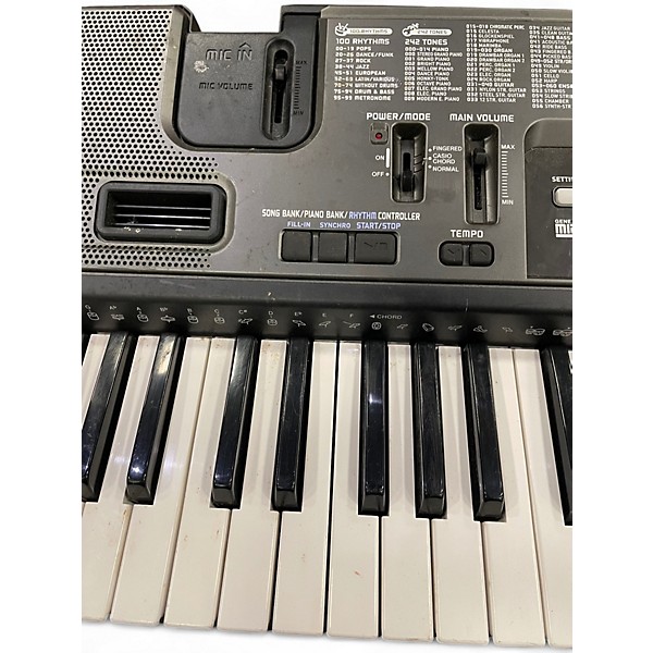 Used Casio CTK720 61-Key Portable Keyboard