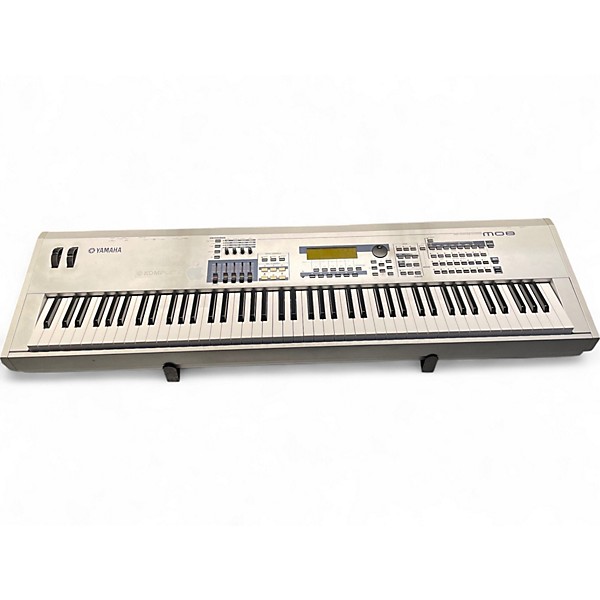 Used Yamaha MO8 88 Key Keyboard Workstation