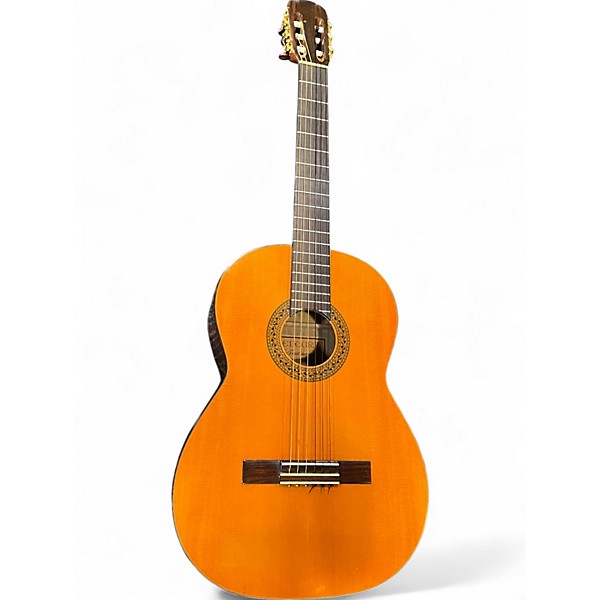 Used Ventura V1586 Natural Classical Acoustic Guitar