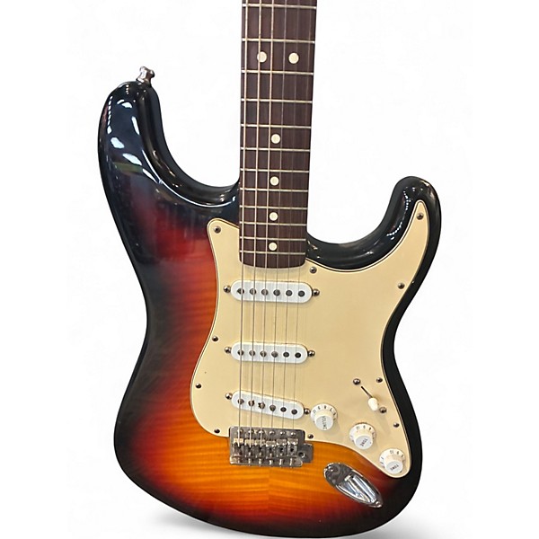 Fender Mexico Player Stratocaster サンバースト Fender Player Stratocaster (MEX, PF) - 3-color sunburst Str shape
