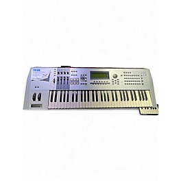 Used Yamaha Motif ES6 61 Key Keyboard Workstation