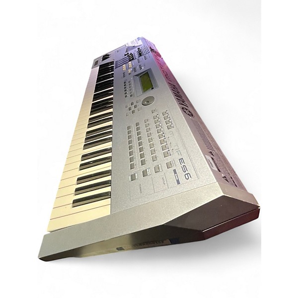 Used Yamaha Motif ES6 61 Key Keyboard Workstation