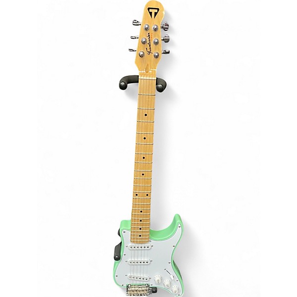 Traveler Guitar Travelcaster ホワイト/グリーン Traveler Guitar Travelcaster Deluxe Electric Guitar (Surf
