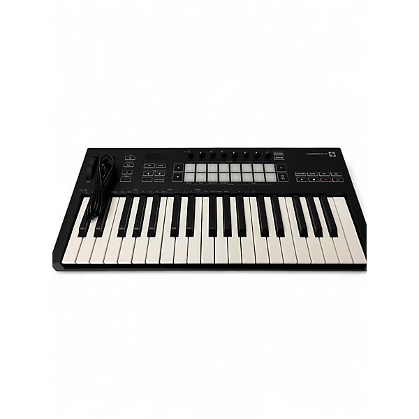 Used Novation launchkey 37 | Guitar Center