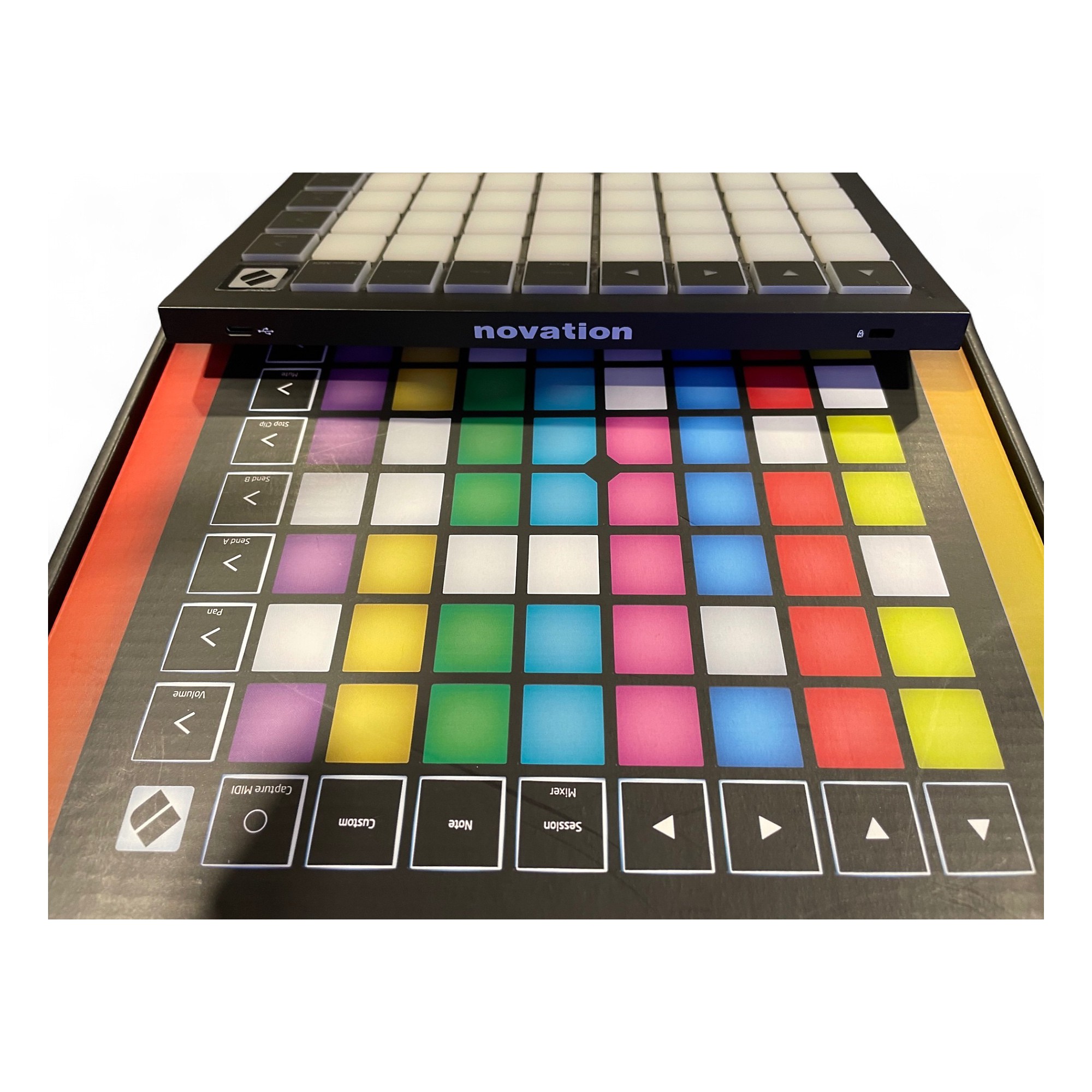 美品、本体のみ]Novation LAUNCHPAD X