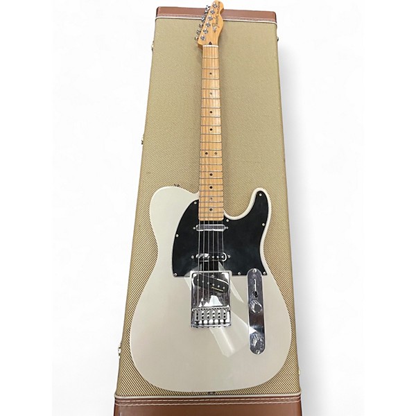 Deluxe Nashville Telecaster - Fiesta Red w/Pau Ferro