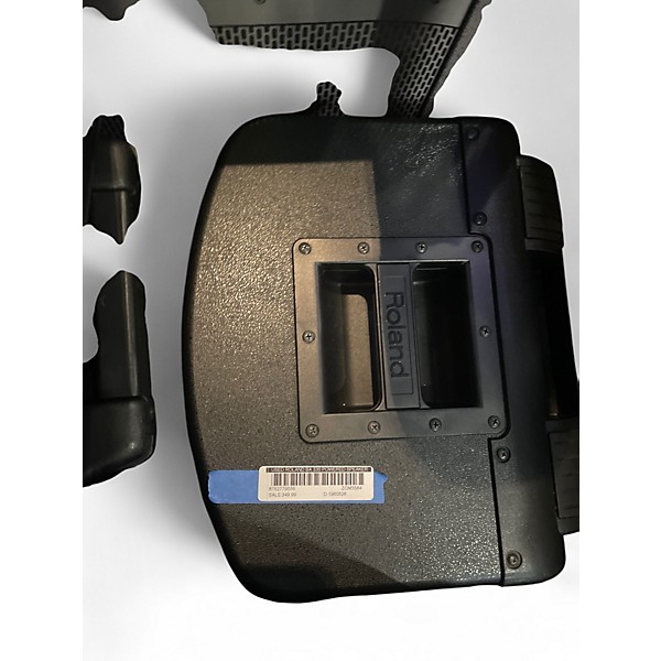 Used Roland BA 330 Powered Speaker