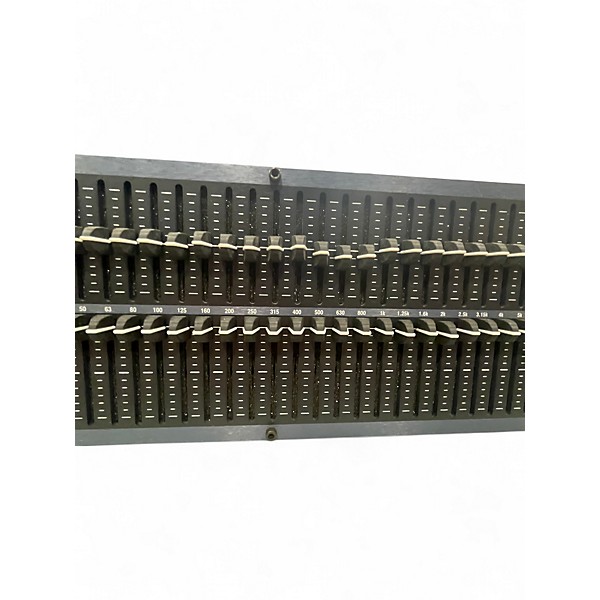 Used dbx iEQ-31 Graphic Equalizer