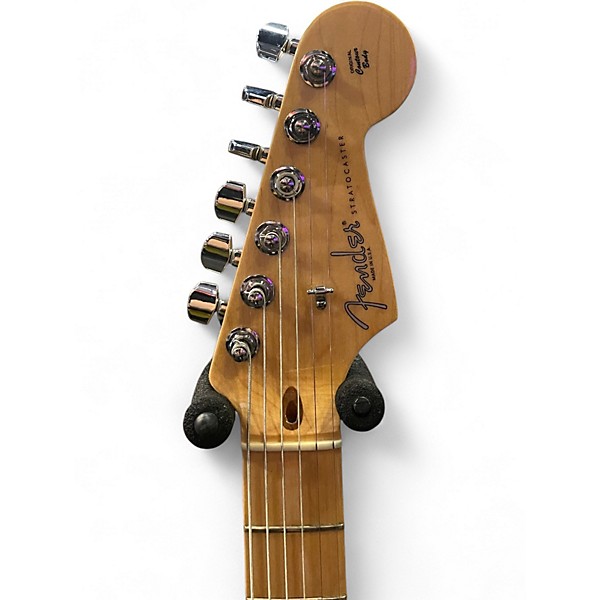Used 2008 Fender American Standard Stratocaster Sunburst Solid Body Electric Guitar
