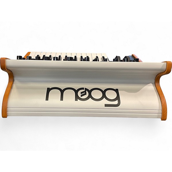 Used Moog subsequent 25 Synthesizer