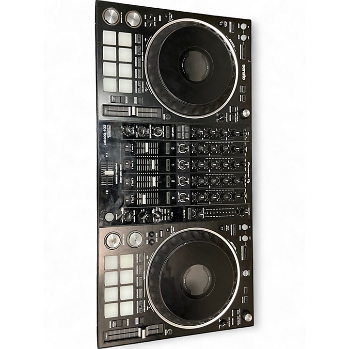 DDJ-1000 (archived) 4-channel performance DJ controller for