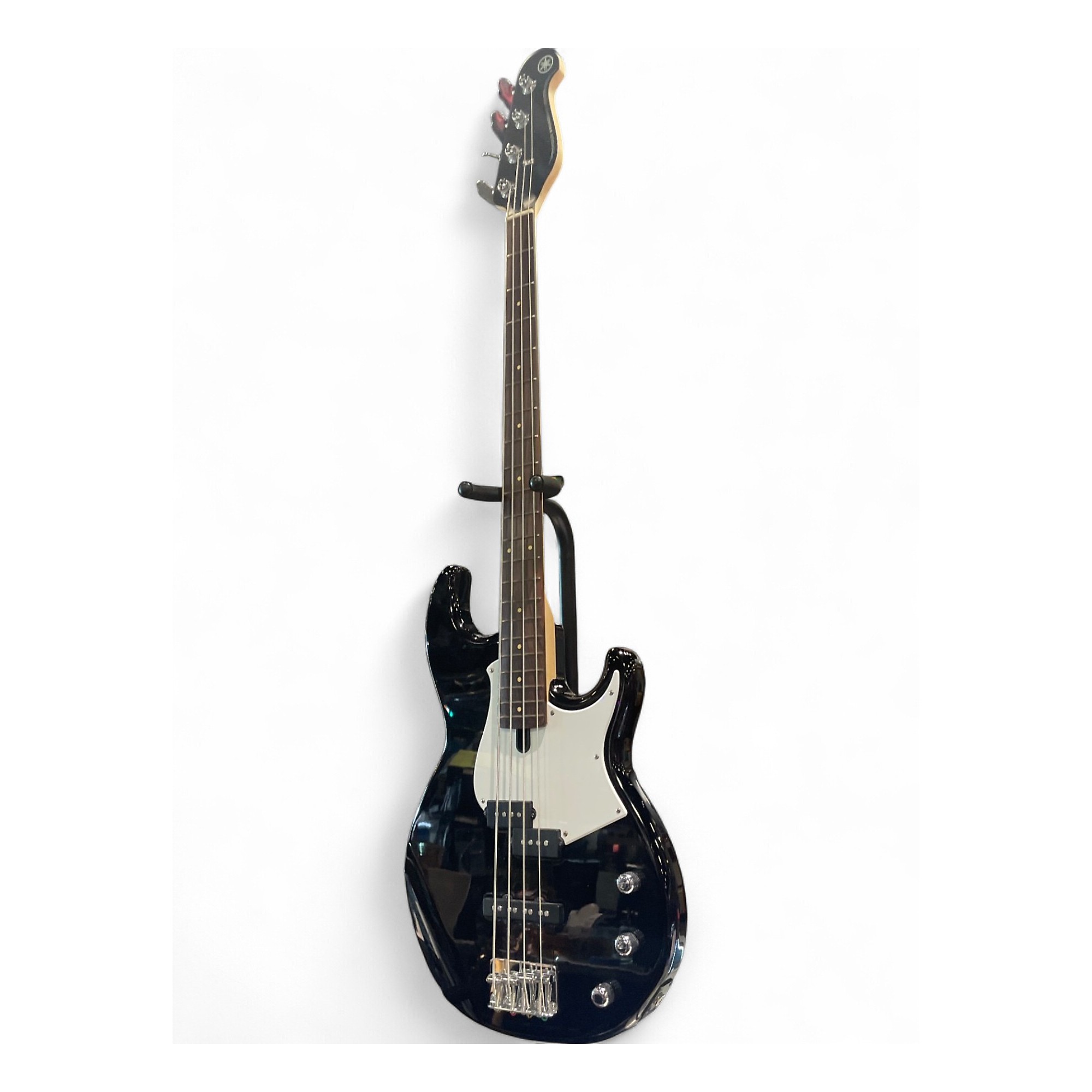 Used Yamaha Broadbass BB234 Black and White Electric Bass