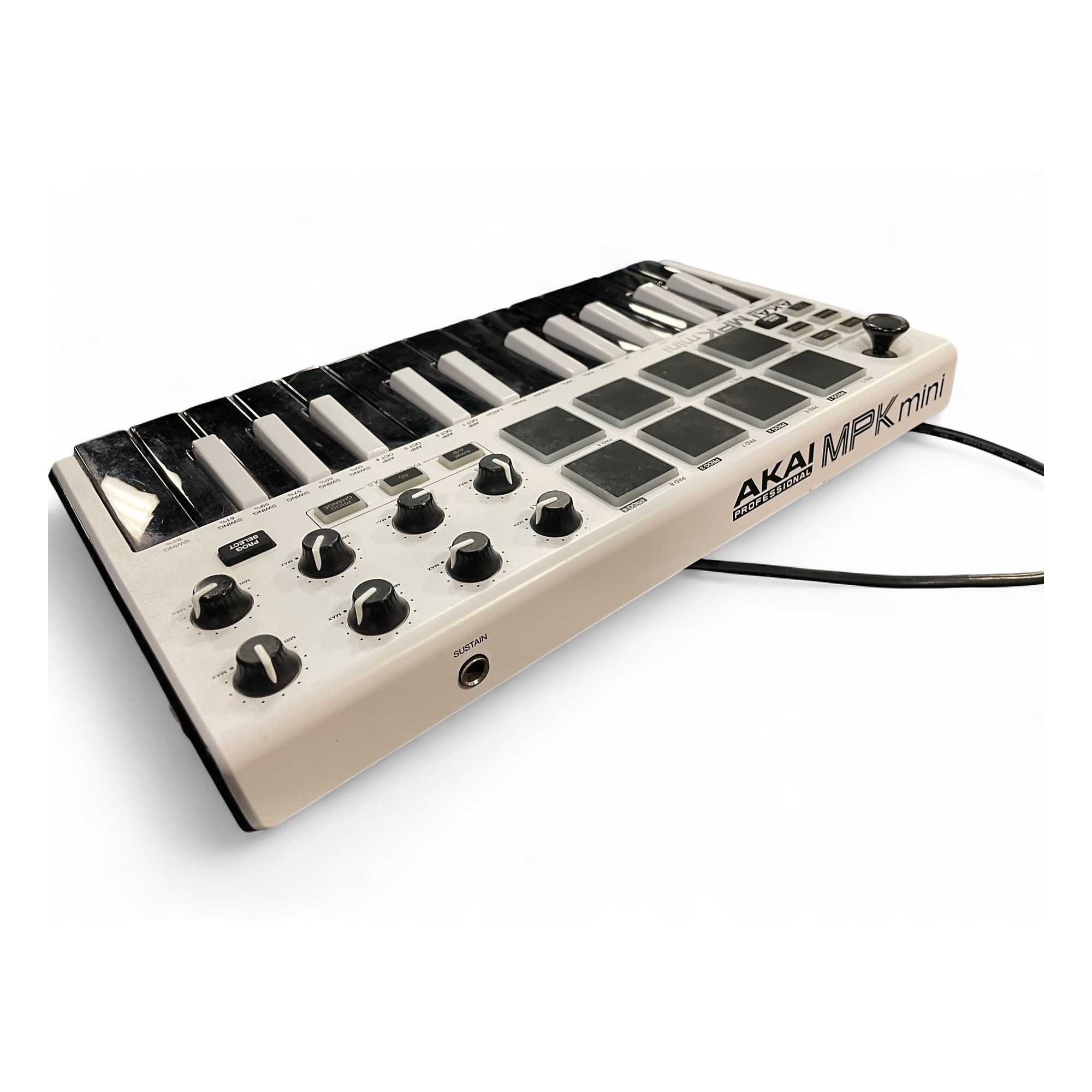 Used Akai Professional MPK Mini MIDI Controller | Guitar Center
