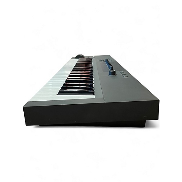 Used Komplete KONTROL A49 MIDI Controller