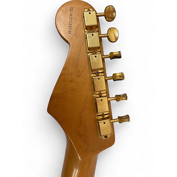 Used Fender Deluxe Stratocaster Candy Apple Red Solid Body Electric Guitar