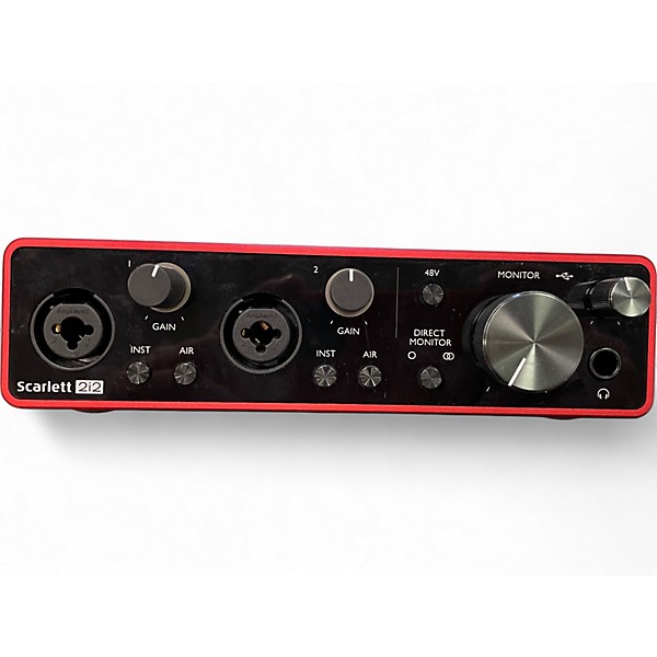 Focusrite Scarlett 2i2 Studio (3rd Gen) Recording Package