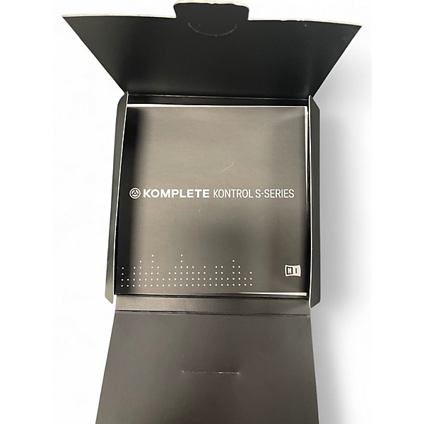 Used Native Instruments Komplete Kontrol S49 MIDI Controller