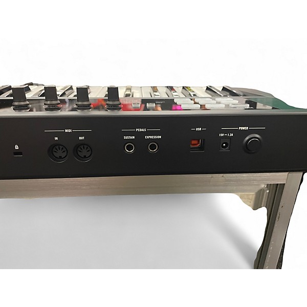 Used Native Instruments Komplete Kontrol S49 MIDI Controller