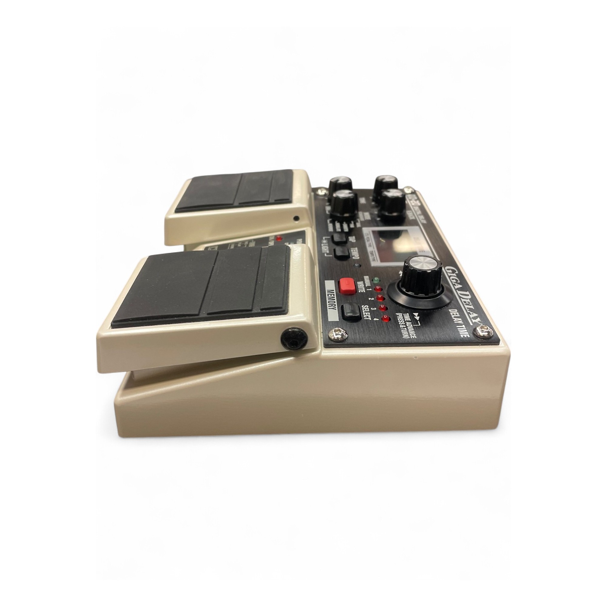 Used BOSS DD20 Giga Delay Effect Pedal | Guitar Center