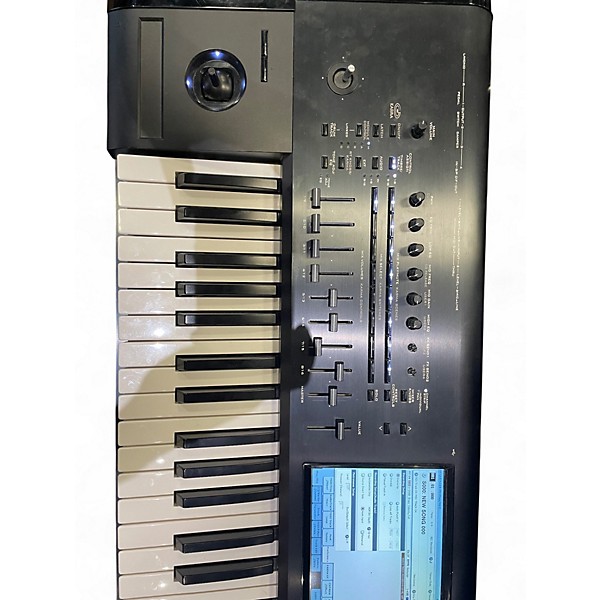 Used KORG Kronos X88 88 Key Keyboard Workstation