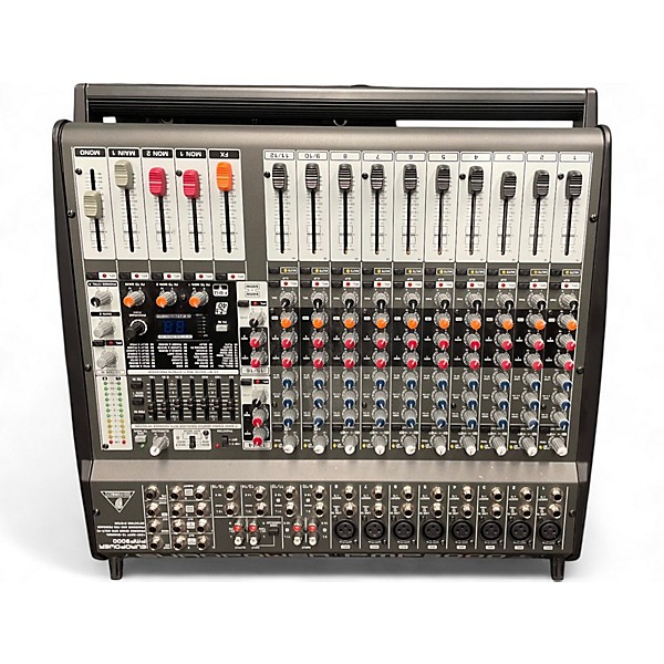 Used Behringer PMP3000 Powered Mixer